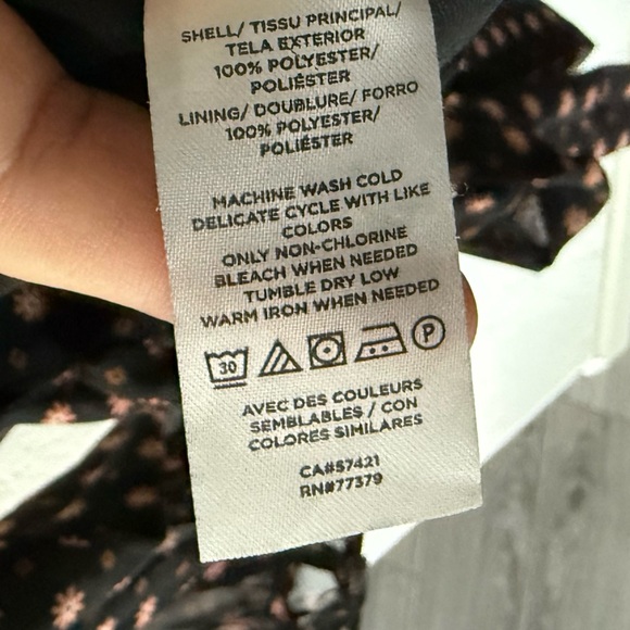 Ann Taylor|Boho floral sheer black long sleeve blouse with tie waist•Oversized - Picture 11 of 13